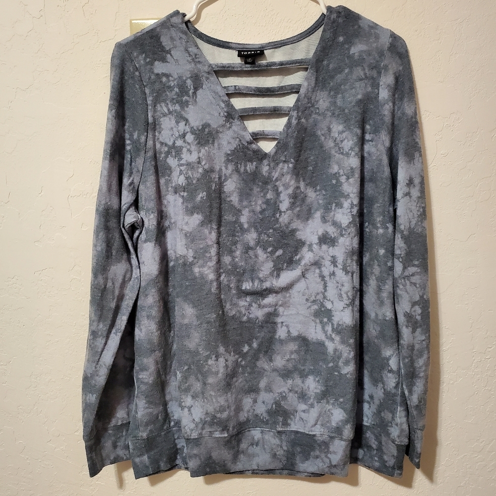 🛍 TORRID SWEATER TYPE TOP